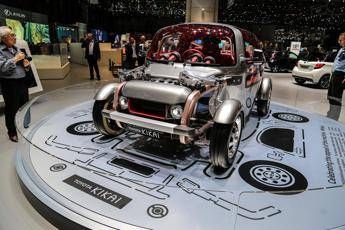 Toyota, entro il 2030 target da 5,5 mln di vetture elettrificate l'anno Toyota, entro il 2030 target da 5,5 mln di vetture elettrificate l'anno